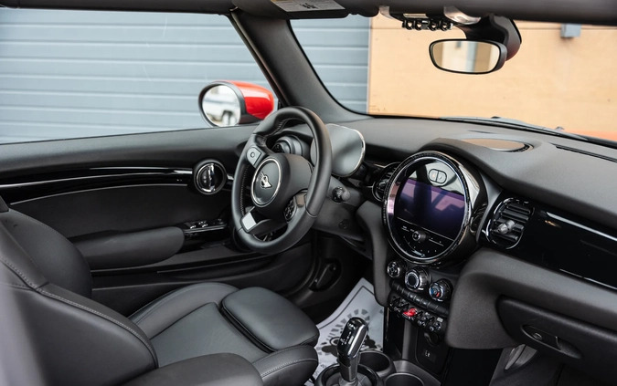 MINI Cooper S cena 134900 przebieg: 8500, rok produkcji 2022 z Białystok małe 436